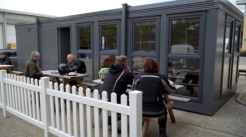 Motolegends First Class waiting room 